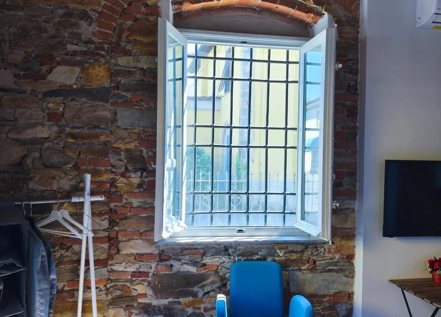 Guest house B&Big Lucca